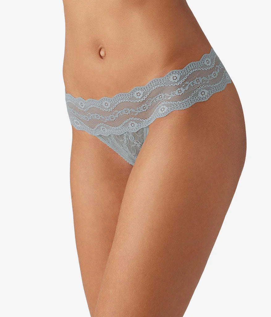 Lace Kiss Thong: Abyss