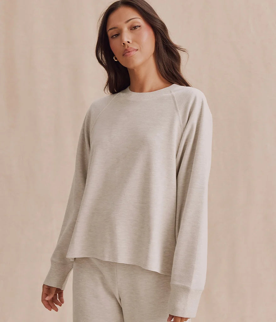 Winslow Raglan Top: Pale Oak Heather
